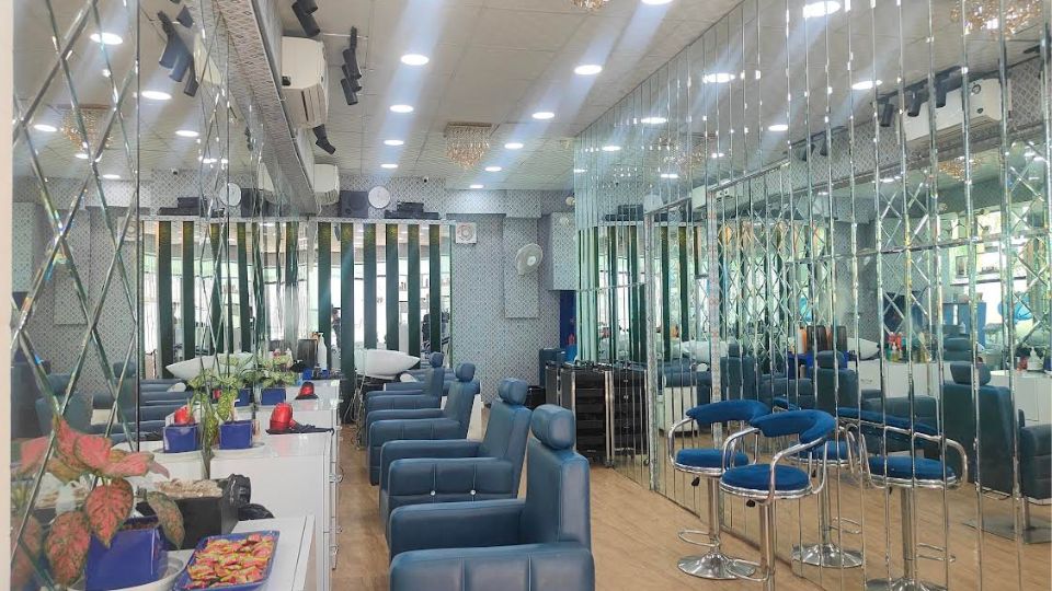 Stunna Unisex Salon Sector 70 Mohali