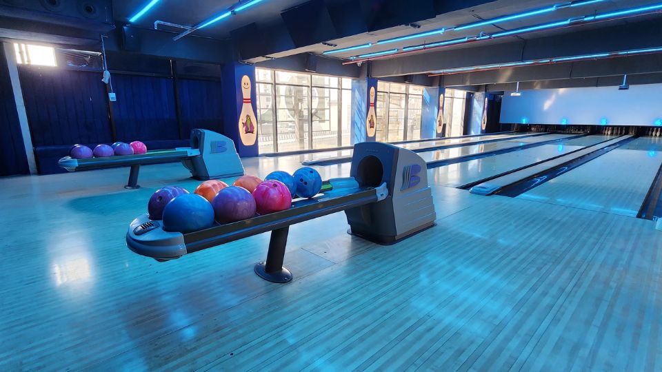 Twilight Bowling - Craaazy Monks Zirakpur-Shimla Highway Zirakpur