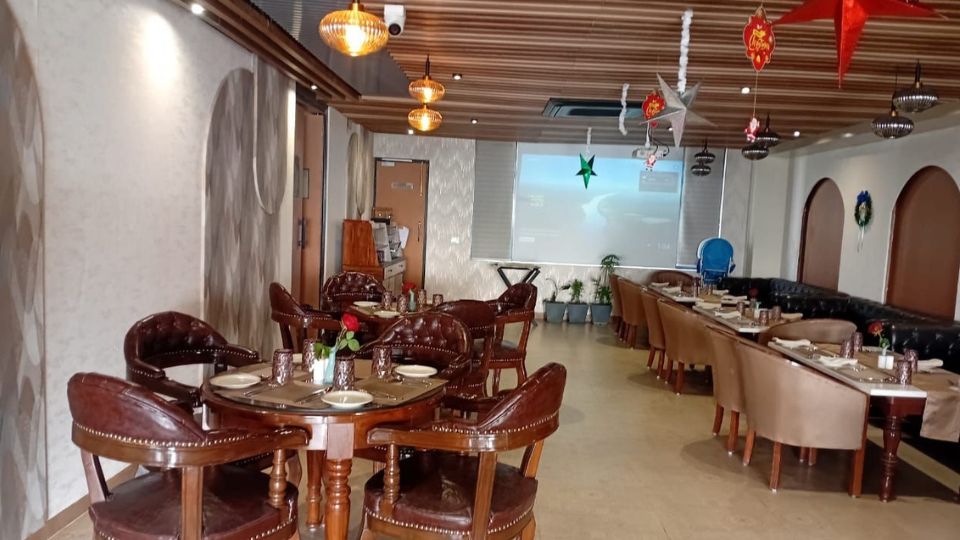 Shaaqii Fine Dine Sector-66 Mohali