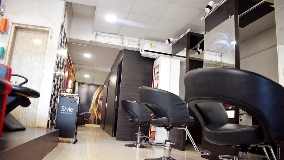 Meraki Salon Mem Nagar Ahmedabad