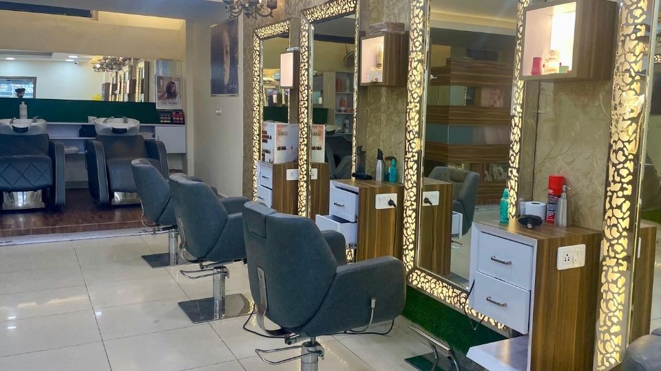 Sartaj Hair Master Mews Gate KHARAR