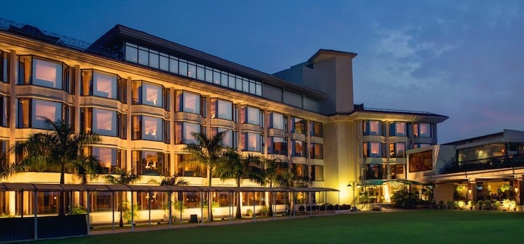 Hotel Mountview,sector-10 , Chandigarh Deals , Menu And Reviews