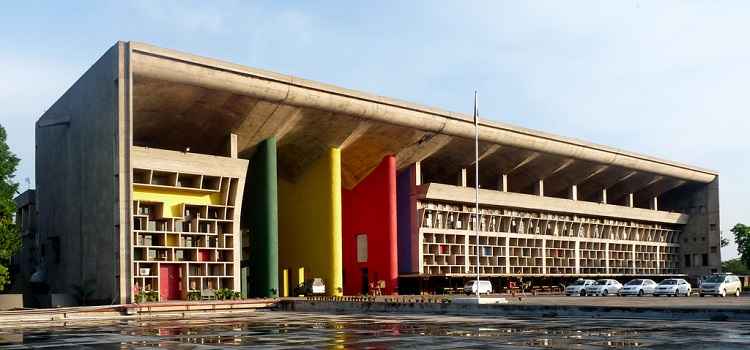 6 Most Remarkable Monuments In Chandigarh