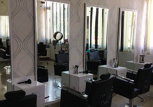 Head To Best Salons In Chandigarh For A Makeover